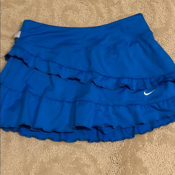 Nike Dresses & Skirts - Nike Ruffled Tennis/athletic skort Sz Small EUC